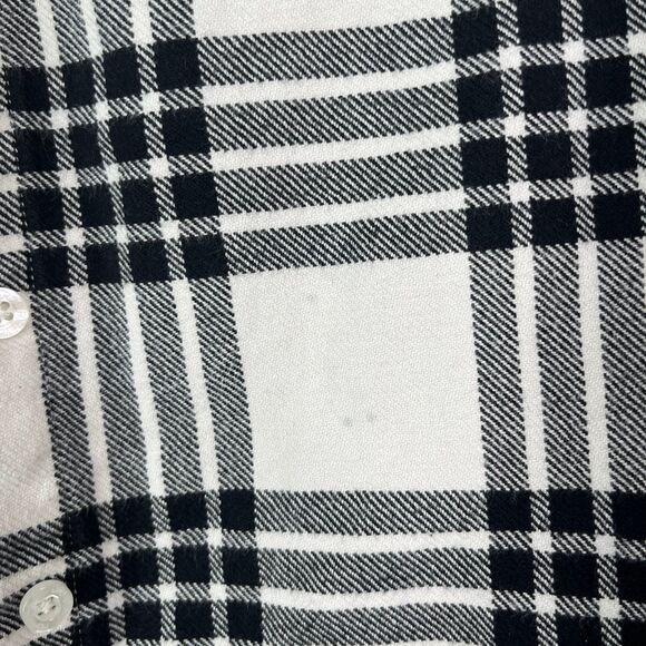 FOREVER 21 Women Off -White & Black Regular Fit Checked Casual Fit Size M # 704 - Picture 6 of 12